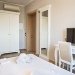 Bed & Breakfast La Dimora Di Francesco 4*