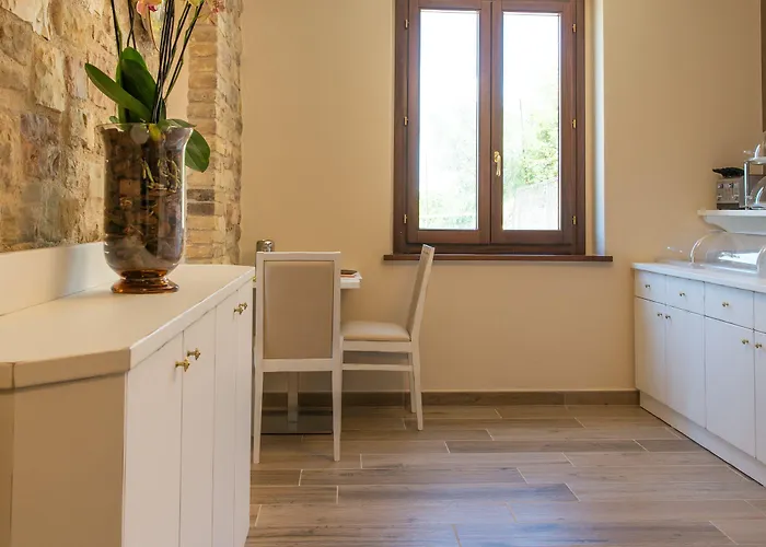 La Dimora Di Francesco Alojamento de Acomodação e Pequeno-almoço