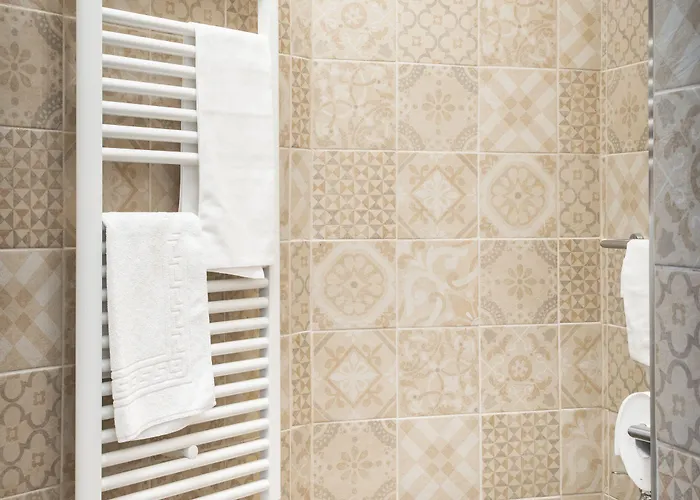 La Dimora Di Francesco Alojamento de Acomodação e Pequeno-almoço 4*