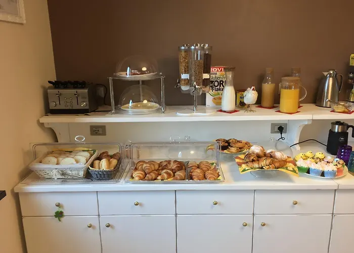 Alojamento de Acomodação e Pequeno-almoço La Dimora Di Francesco 4*